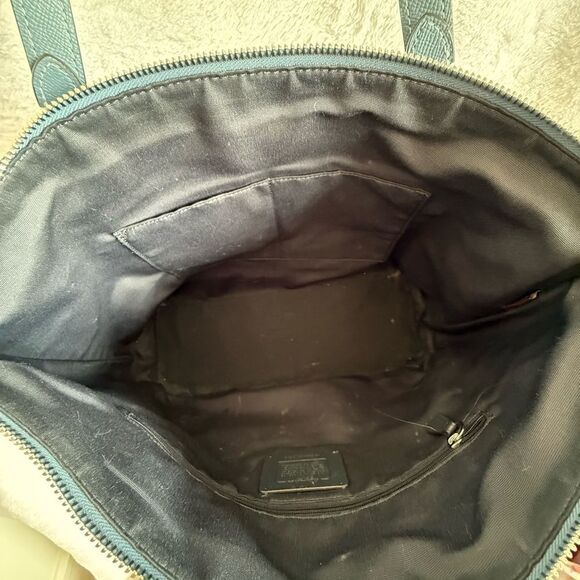 Coach Gallery Cross Grain Leather Tote - Picture 10 of 14